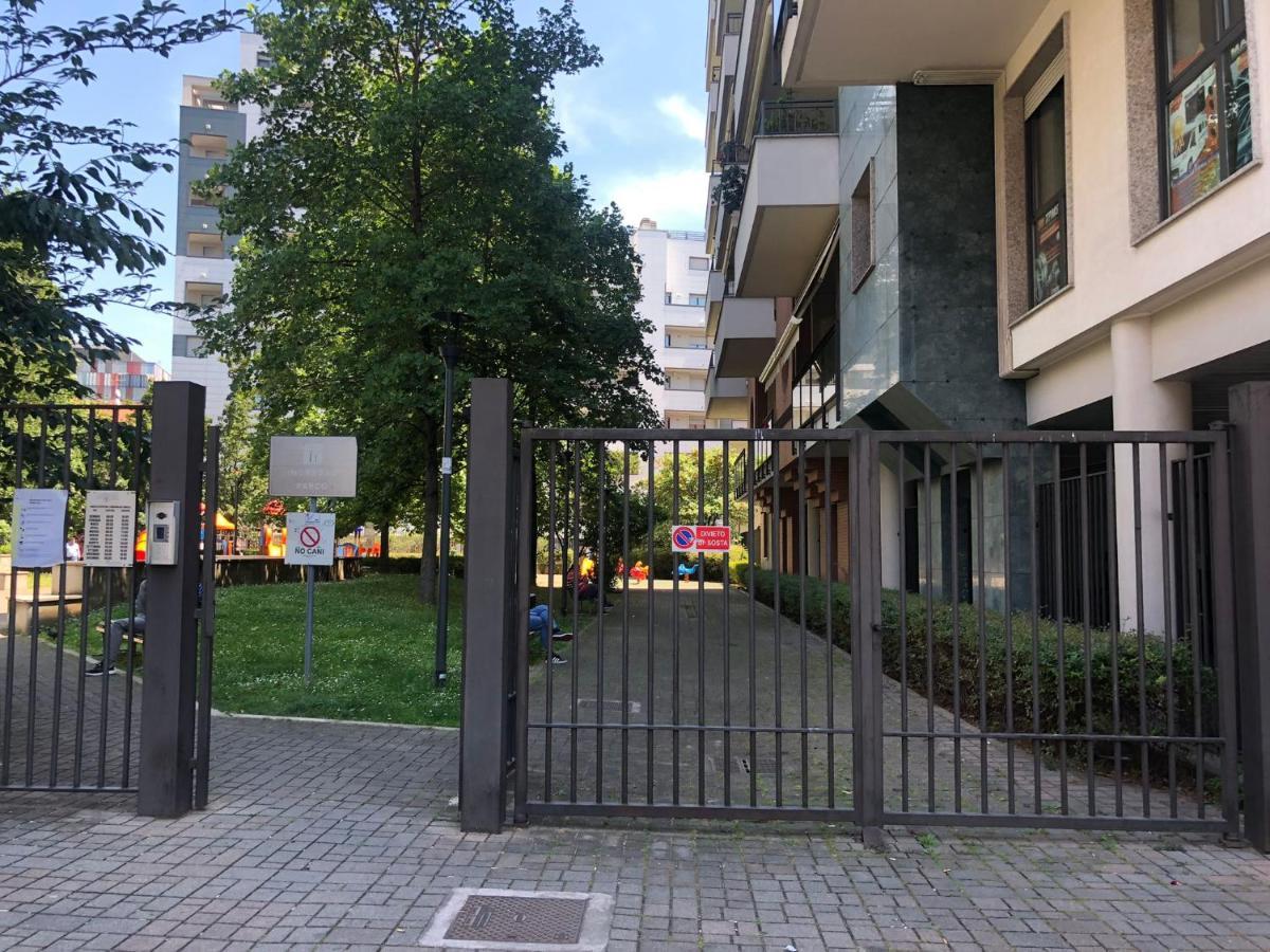 Apartamento Sulla Metro 3 Gialla Maciachini